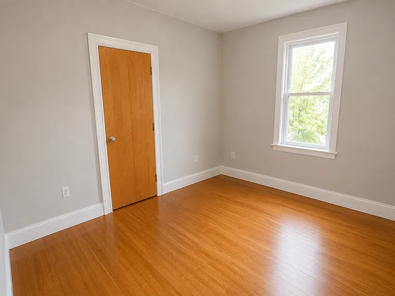 52 John St #2A — Photo 8