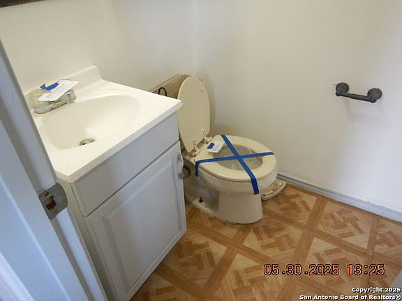 4th image of 11322 Chapala Way