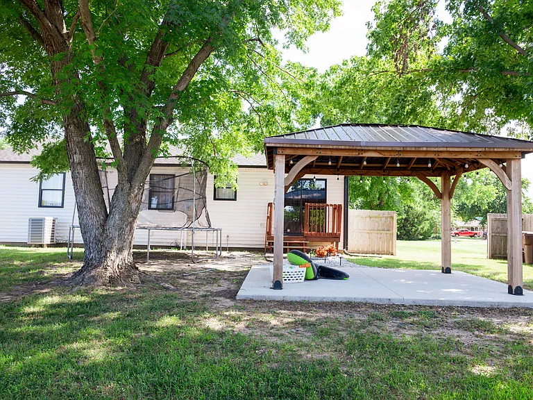 1426 W Nottingham Cir — Photo 5