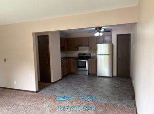 9047 15th Ave APT 104, Kenosha, WI 53143
