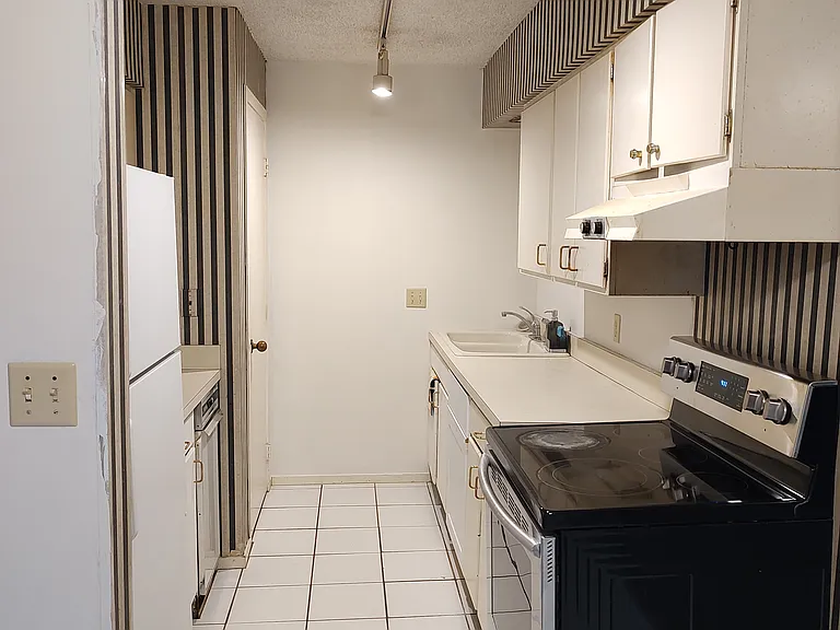 3109 Heritage Dr #12 — Photo 11