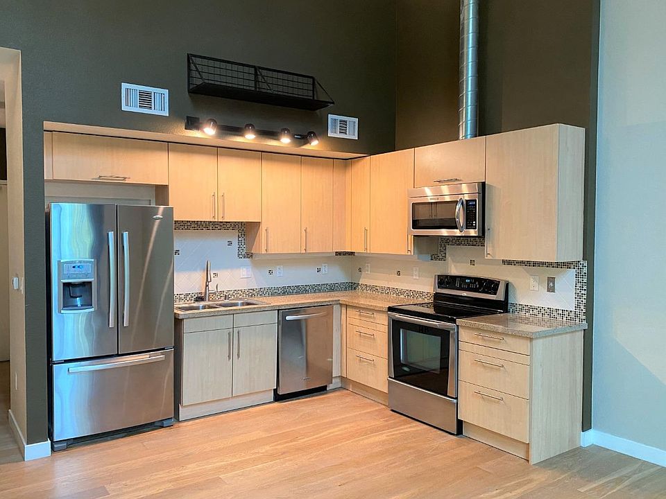 1st image of 88 Bush St Unit 2207