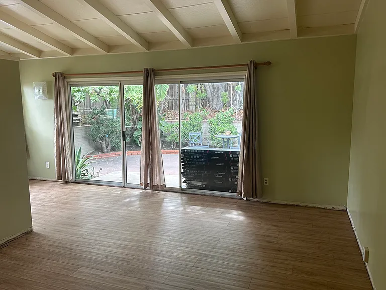 5309 Waring Rd — Photo 1