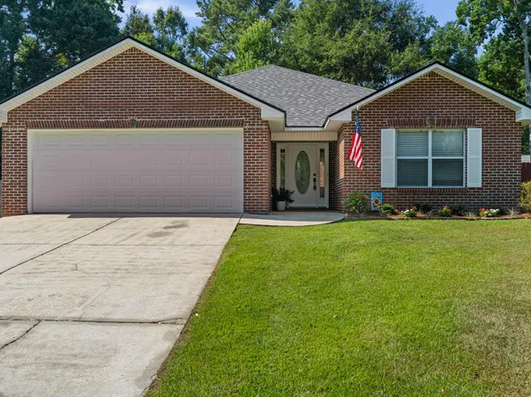 113 E Ave, Ellisville, MS 39437