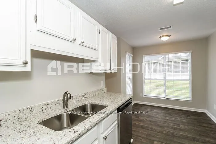 3501 Baroney Ln SW — Photo 5