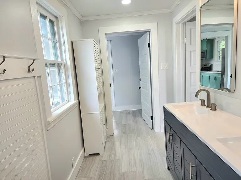 901 Cline St — Photo 12