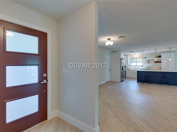 2nd image of 3016 Bryant Ave