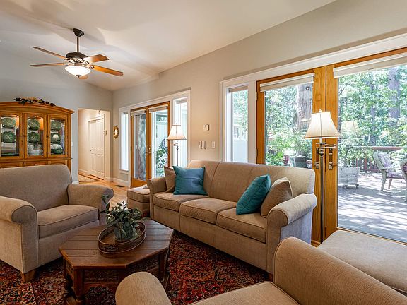 5th image of 18870 Tiffeni Dr