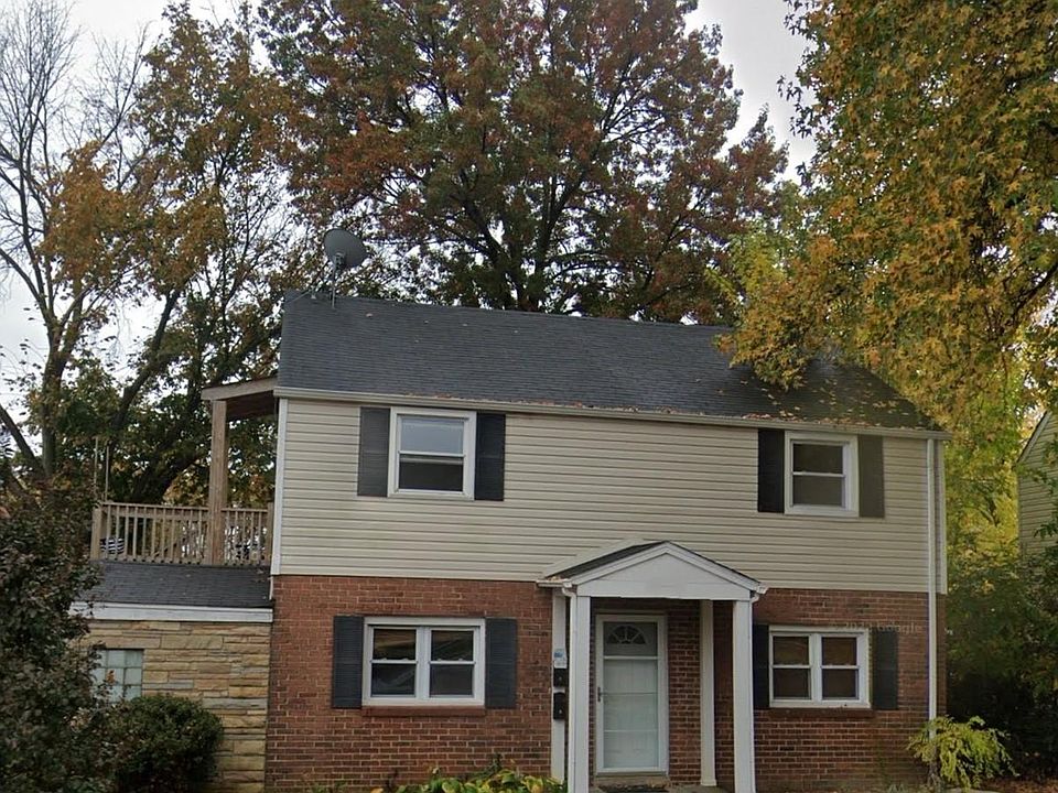 Bottom level (brick area) of a 2-unit duplex