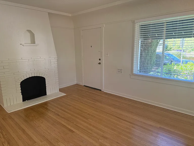1862 Caramay Way — Photo 5