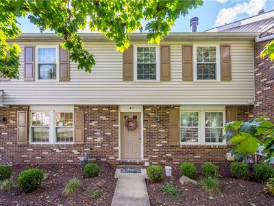 225 Green Ct, Pittsburgh, PA, 15234