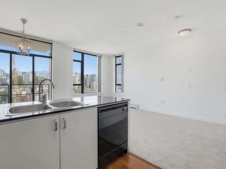 151 W 2nd St #1906 — Photo 4