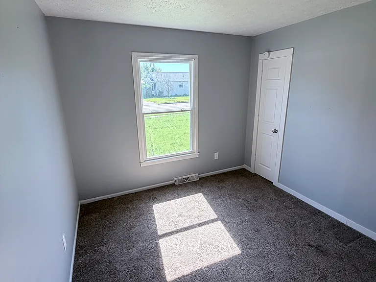 3125 Harmont Ave NE — Photo 9