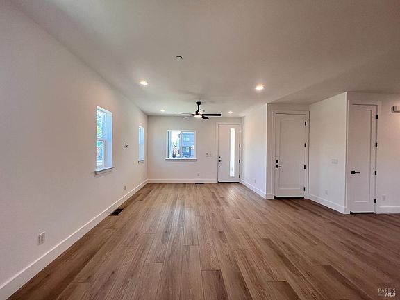 5th image of 3733 Mocha Lane