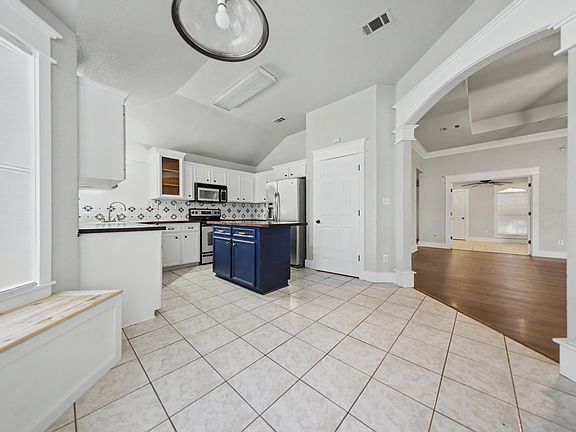 5th image of 4206 Adolph Ave