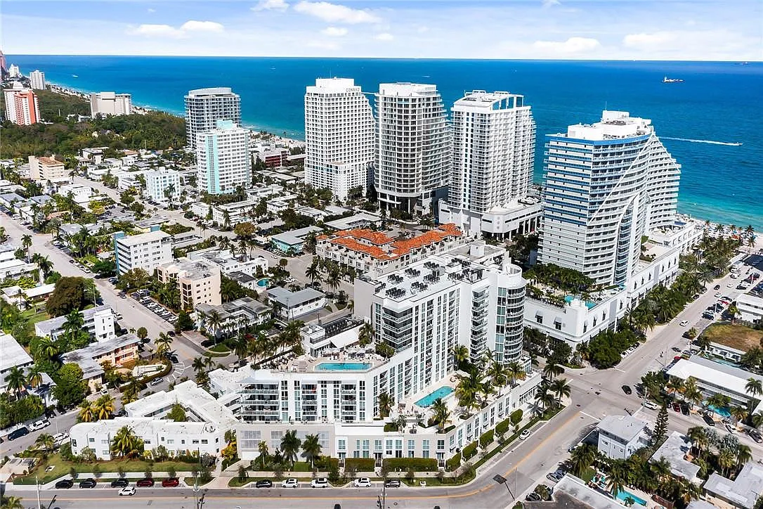 1 bed, 1.0 bath, 800 sqft, $4,500 — Photo 1