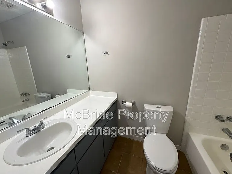 2941 Rollingwood Dr — Photo 10