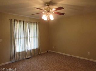 2366 Wildwood Ln, Asheboro, NC 27205