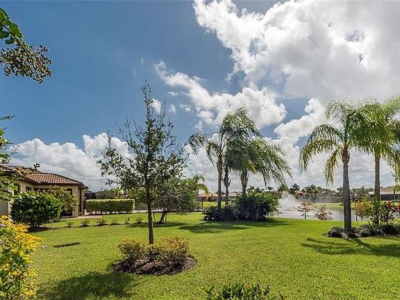 4th image of 5366 Antigua Cir