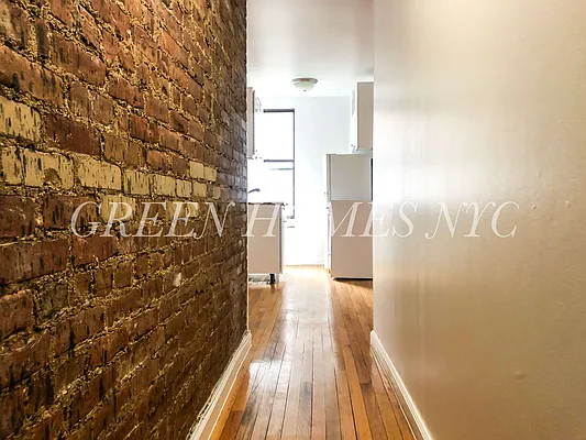 Rented by Green Home NY Realty LLC | media 13