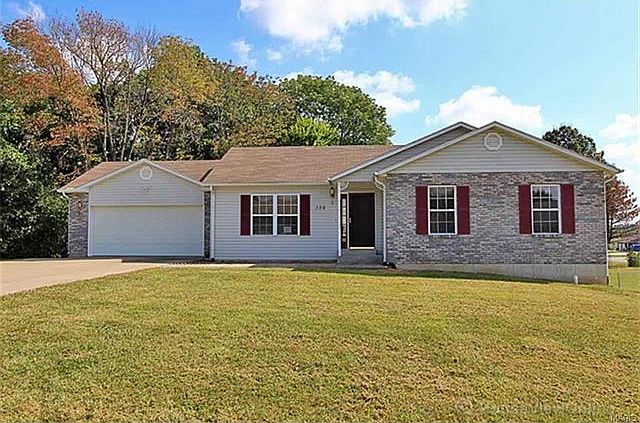 1st image of 386 Melissas Dr