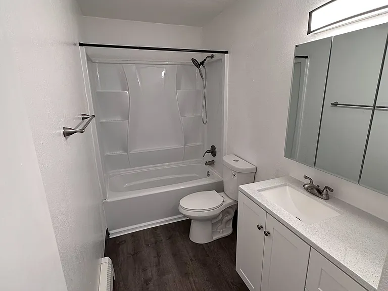 4101 Peterkin Ave #D — Photo 6