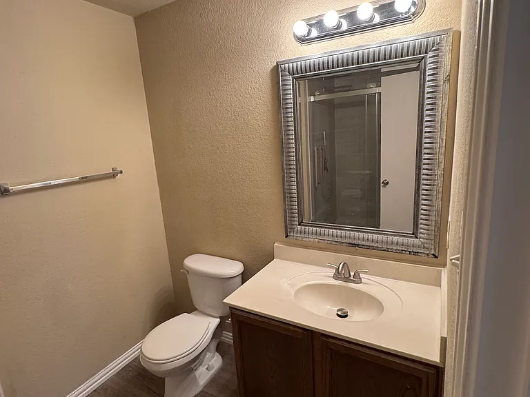 1113 Antoinette Dr — Photo 9