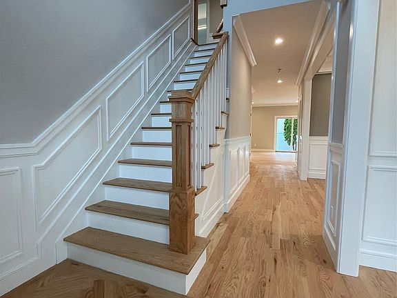 4th image of 473 Andrews Road