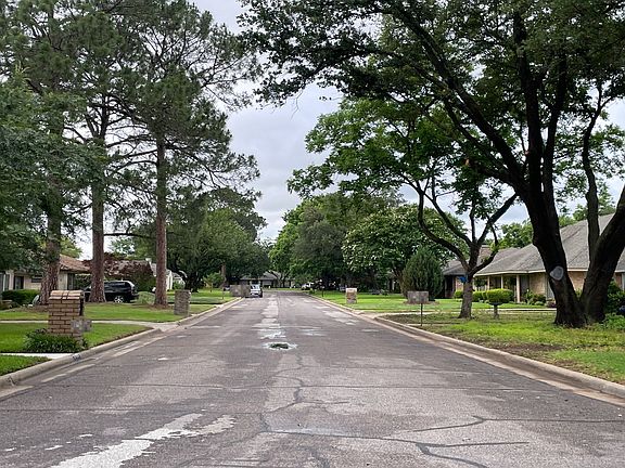 5th image of 3100 Westador Dr