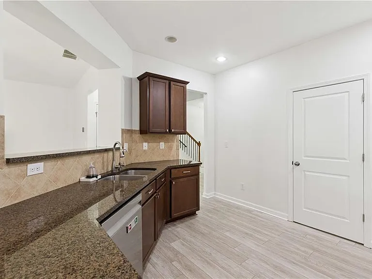 3377 Vintage Cir SE — Photo 11