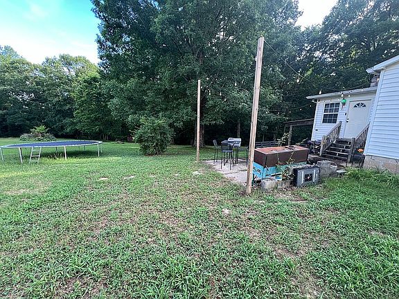 Back patio/yard