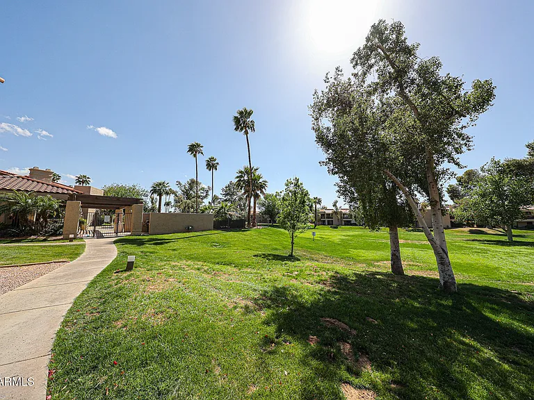 9430 E Mission Ln #104 — Photo 34