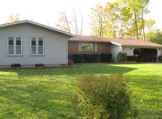 1847 W Crystal View Dr, Scottville, MI 49454