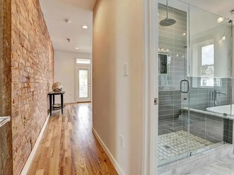 15 Bryant St NW — Photo 10