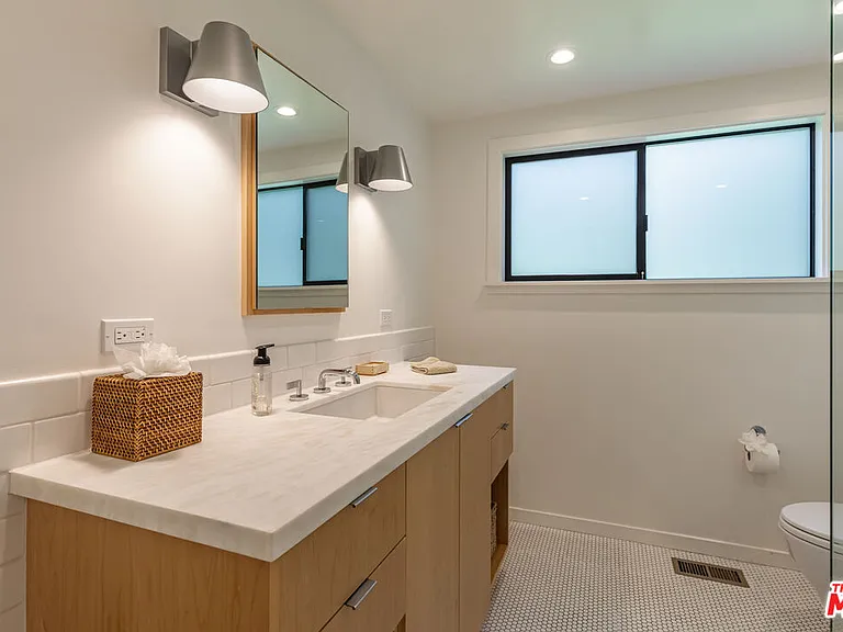 28873 Boniface Dr — Photo 18