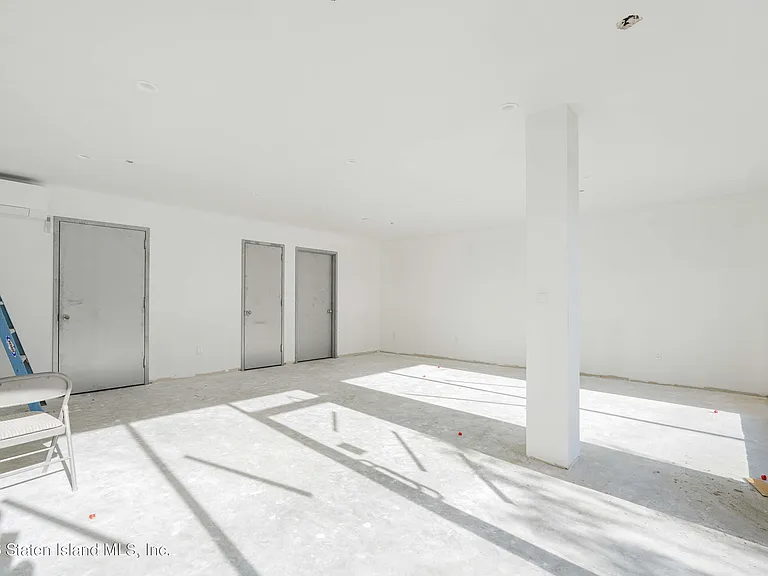 19-23 Foster Rd — Photo 21