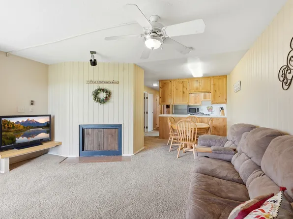 2176 S Bear Lake Blvd #311, Garden City, UT 84028