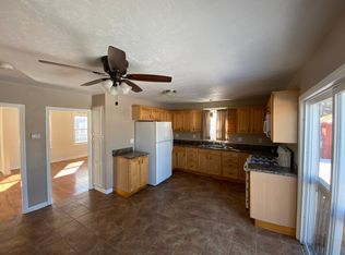 67 W Pontiac St, Warwick, RI 02886