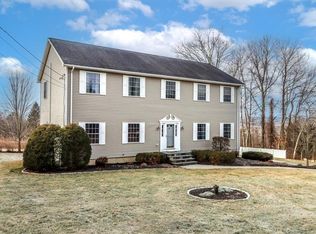 1 Wellington Dr, New Milford, CT 06776