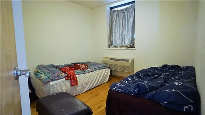 Rented by R New York | media 13