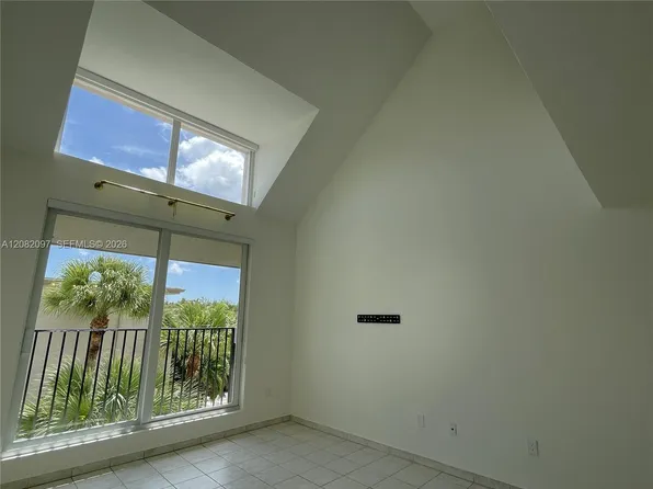 6904 N Kendall Dr APT F405, Pinecrest, FL 33156