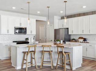 1719 Hauer Trl, Shakopee, MN 55379