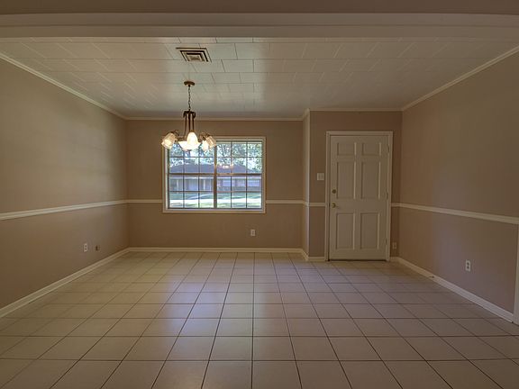 5th image of 134 Templeton Dr