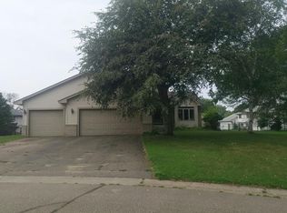 9149 Barrington Ct, Minneapolis, MN 55443