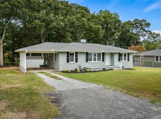 32 Dove St, Williamston, SC 29697