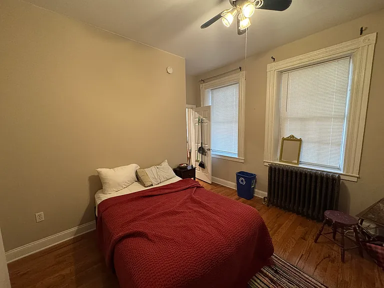 213 E King St #3 — Photo 14