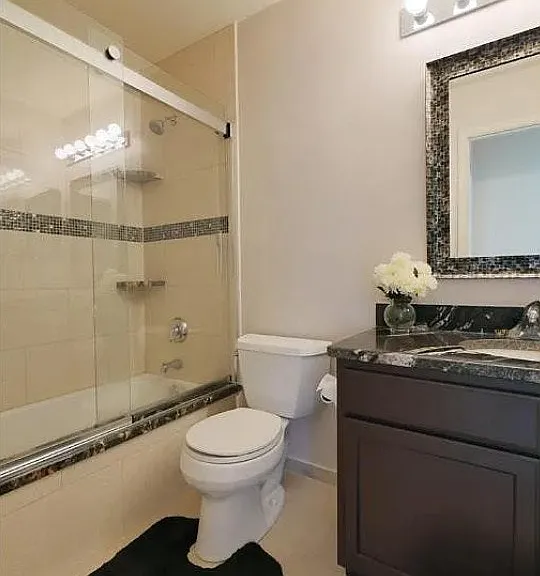 4333 Creek Rd — Photo 3