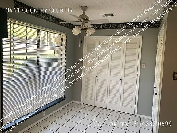3rd image of 3441 Country Club Dr