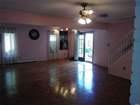 3rd image of 201 Acre Ln