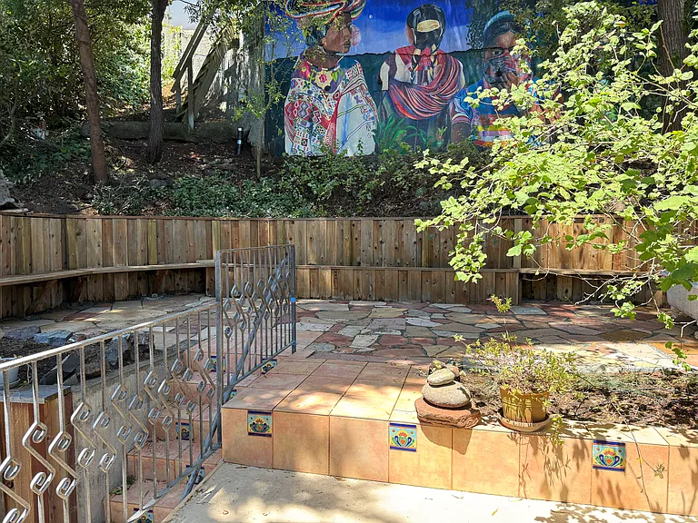 980 Corbett Ave — Photo 11